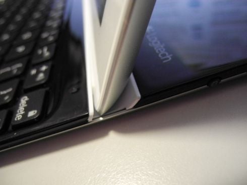 Logitech_ULtrathin_Keyboard_Cover_3.jpg