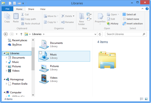 File Explorer with Ribbon