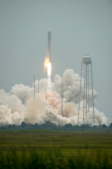 Cygnus cargo spacecraft launches