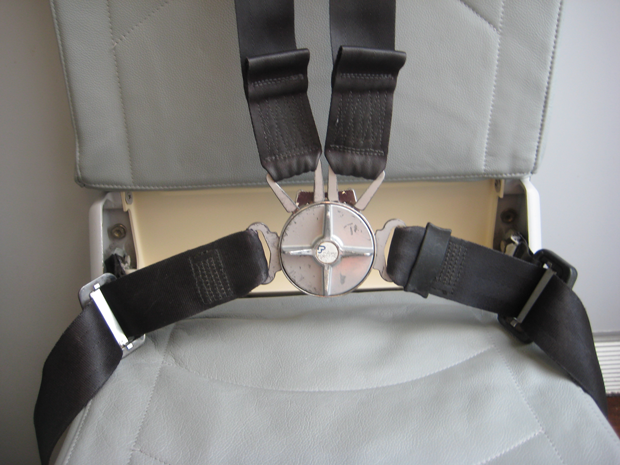 Airbus seatbelt mold