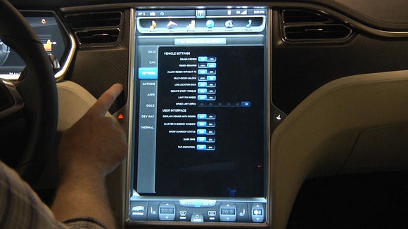 Researchers demonstrate remote attack against Tesla Model S